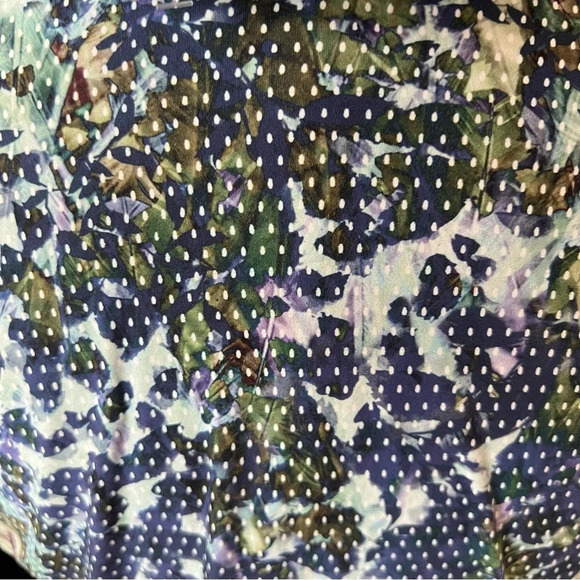 Lululemon Runbeam Hoodie Floral Sport White Multi/ Black 17877 - Picture 15 of 15